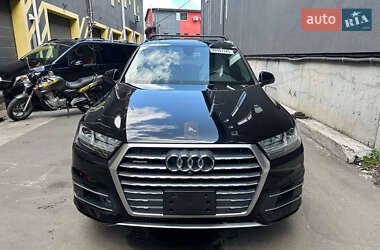 Внедорожник / Кроссовер Audi Q7 2019 в 