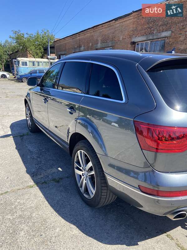 Позашляховик / Кросовер Audi Q7 2015 в Вінниці