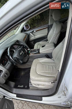 Внедорожник / Кроссовер Audi Q7 2012 в Хусте