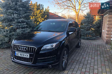 Внедорожник / Кроссовер Audi Q7 2014 в 