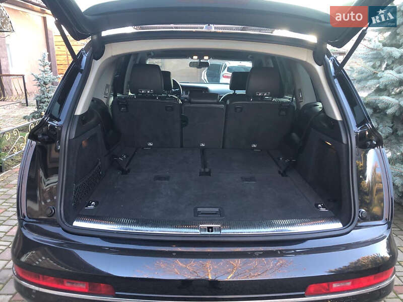 Внедорожник / Кроссовер Audi Q7 2014 в Кривом Роге