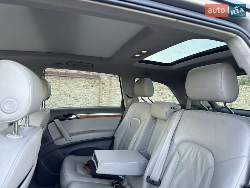 Внедорожник / Кроссовер Audi Q7 2009 в Ровно