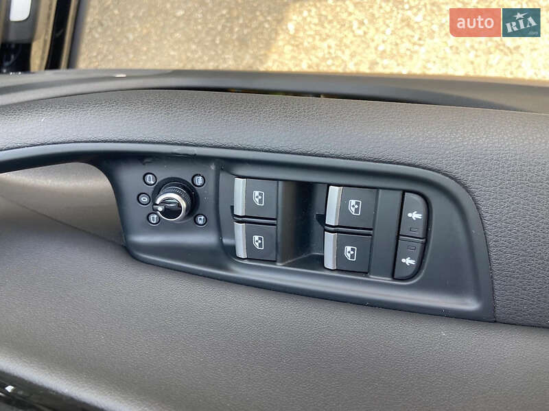 Внедорожник / Кроссовер Audi Q7 2020 в Одессе