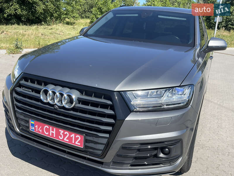 Внедорожник / Кроссовер Audi Q7 2018 в Виннице