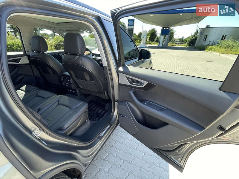 Внедорожник / Кроссовер Audi Q7 2018 в Виннице