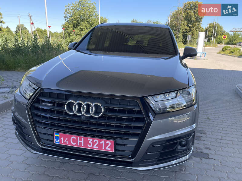 Внедорожник / Кроссовер Audi Q7 2018 в Виннице