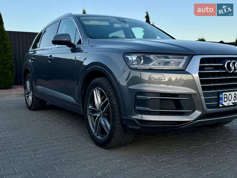Позашляховик / Кросовер Audi Q7 2016 в Тернополі