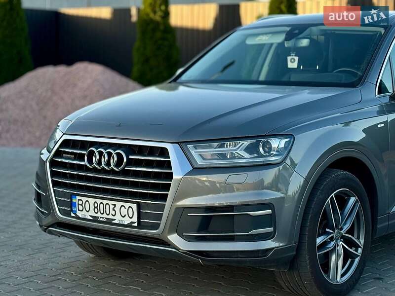 Позашляховик / Кросовер Audi Q7 2016 в Тернополі