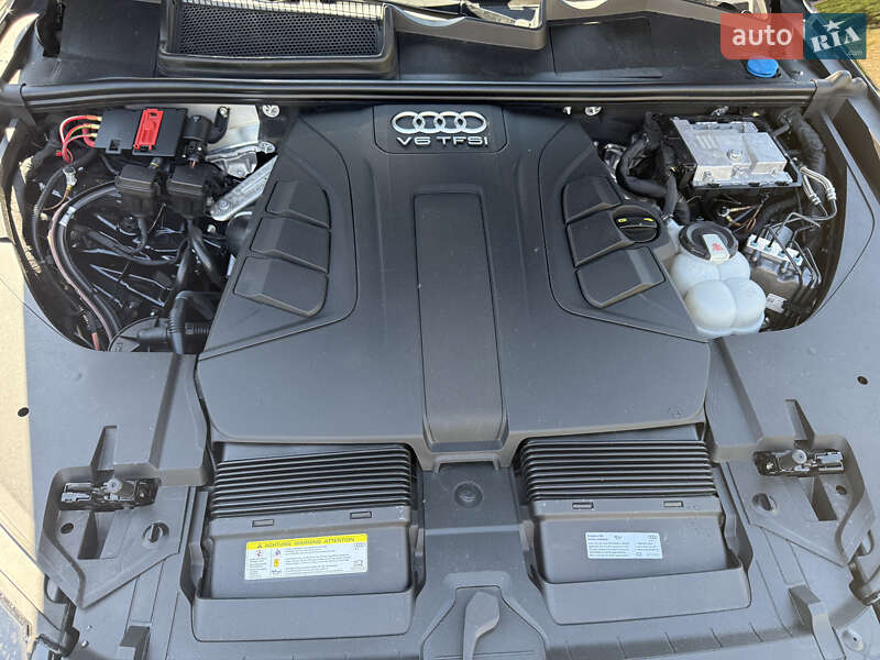 Внедорожник / Кроссовер Audi Q7 2018 в Киеве