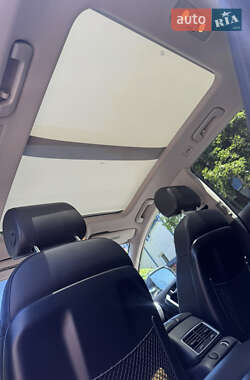Внедорожник / Кроссовер Audi Q7 2012 в 