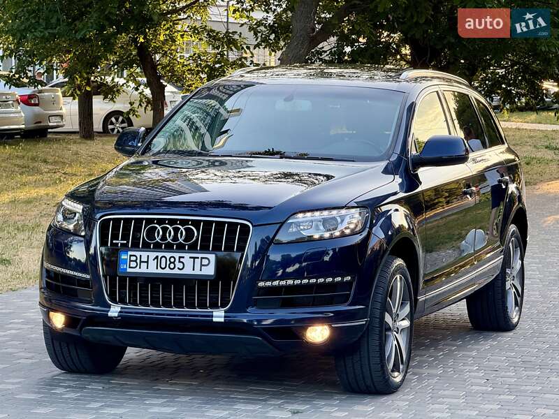 Внедорожник / Кроссовер Audi Q7 2012 в Одессе