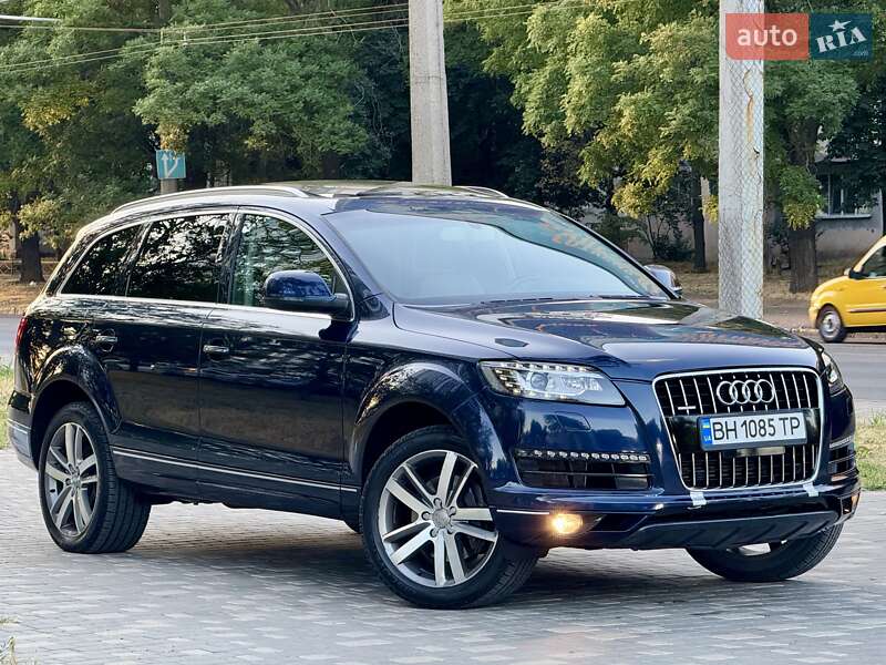 Внедорожник / Кроссовер Audi Q7 2012 в Одессе
