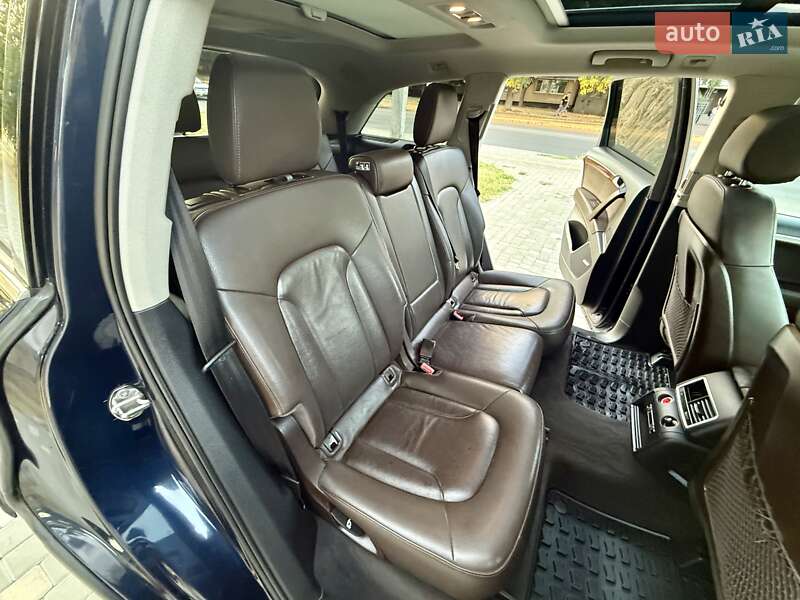 Внедорожник / Кроссовер Audi Q7 2012 в Одессе