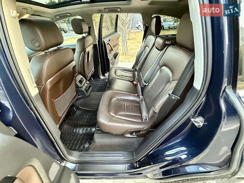 Внедорожник / Кроссовер Audi Q7 2012 в Одессе