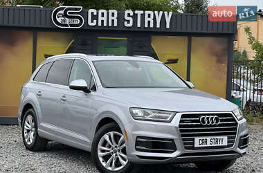 Позашляховик / Кросовер Audi Q7 2017 в Стрию