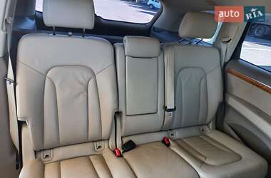 Внедорожник / Кроссовер Audi Q7 2014 в 