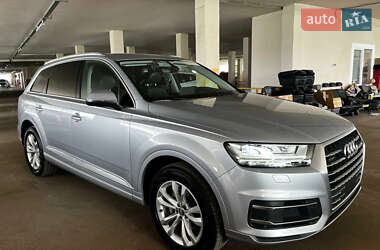Внедорожник / Кроссовер Audi Q7 2017 в Киеве