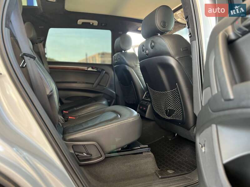 Внедорожник / Кроссовер Audi Q7 2009 в Одессе