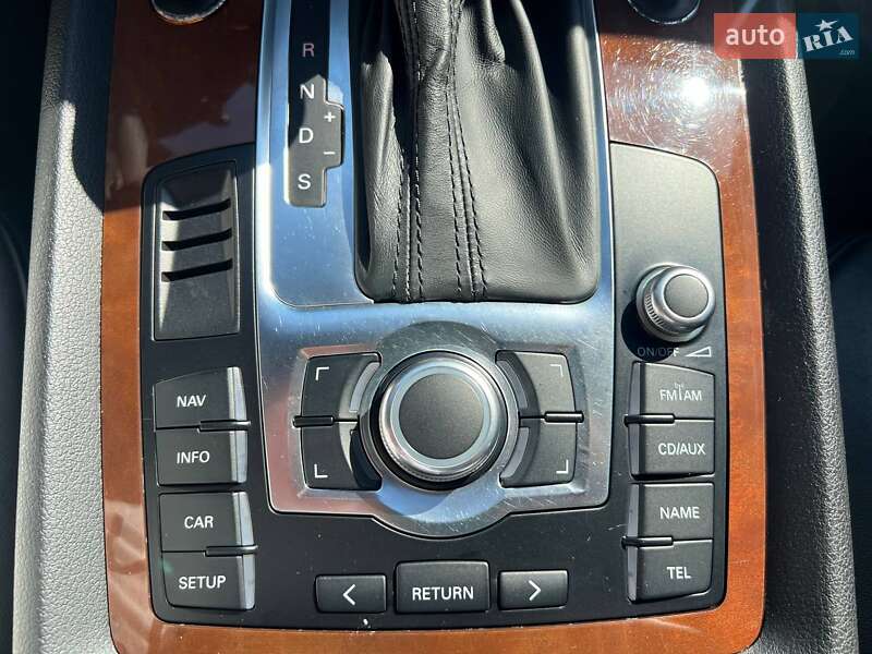 Внедорожник / Кроссовер Audi Q7 2009 в Одессе