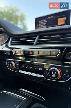 Внедорожник / Кроссовер Audi Q7 2018 в 
