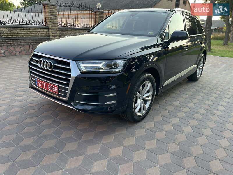 Внедорожник / Кроссовер Audi Q7 2016 в Лубнах