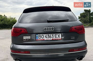 Позашляховик / Кросовер Audi Q7 2013 в 