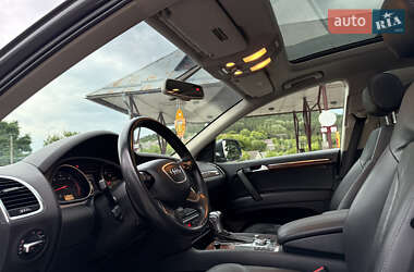 Позашляховик / Кросовер Audi Q7 2013 в 