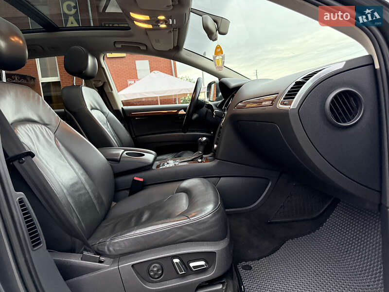 Внедорожник / Кроссовер Audi Q7 2013 в Кременце