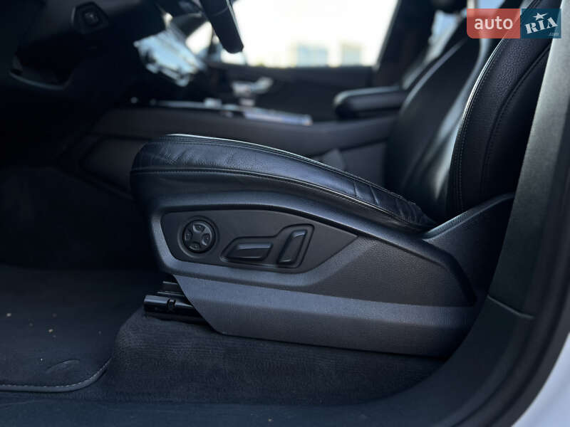 Позашляховик / Кросовер Audi Q7 2017 в Києві