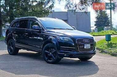 Внедорожник / Кроссовер Audi Q7 2012 в 