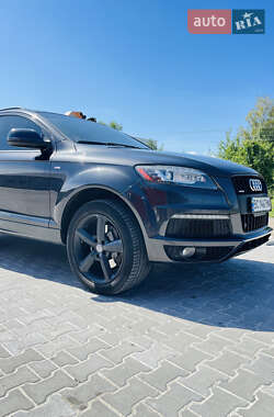 Позашляховик / Кросовер Audi Q7 2014 в 