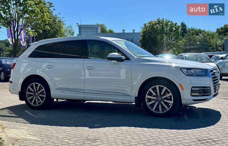 Внедорожник / Кроссовер Audi Q7 2017 в Львове