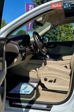 Внедорожник / Кроссовер Audi Q7 2017 в 