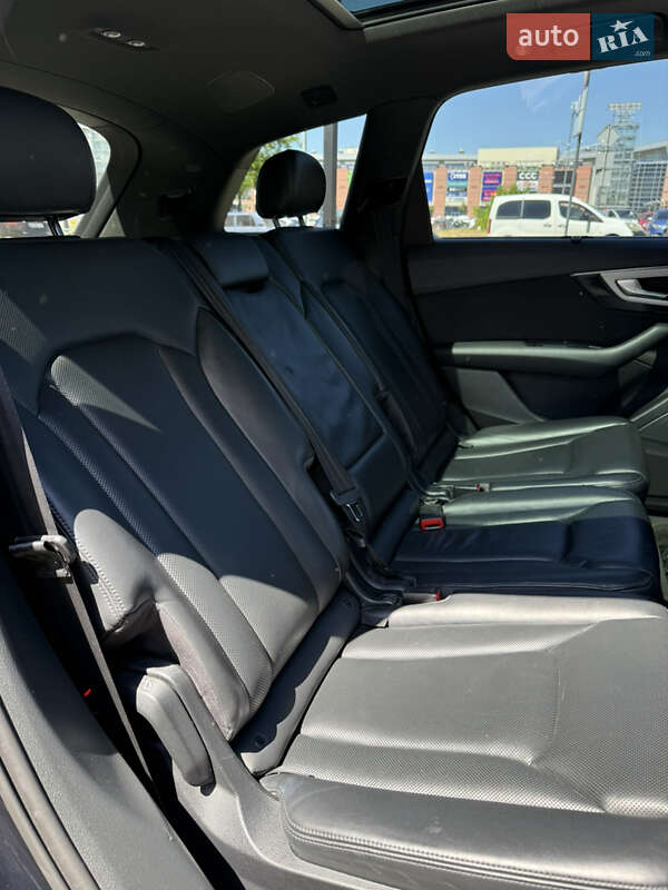 Внедорожник / Кроссовер Audi Q7 2017 в Львове фото 7 Внедорожник / Кроссовер Audi Q7 2017 в Львове