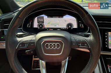 Внедорожник / Кроссовер Audi Q7 2020 в 