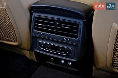 Внедорожник / Кроссовер Audi Q7 2021 в 