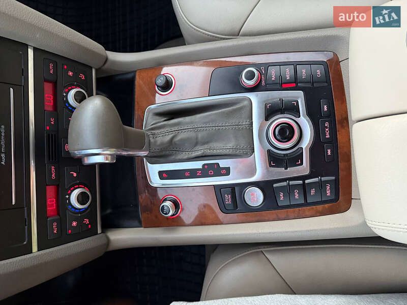 Внедорожник / Кроссовер Audi Q7 2015 в Коломые