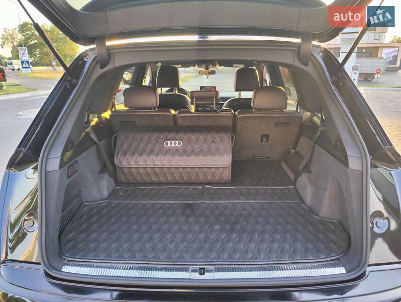 Внедорожник / Кроссовер Audi Q7 2016 в Одессе