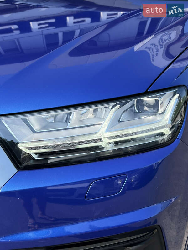 Внедорожник / Кроссовер Audi Q7 2016 в Одессе