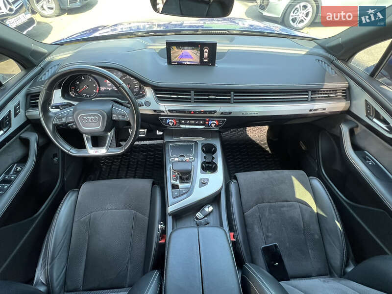 Позашляховик / Кросовер Audi Q7 2016 в Одесі