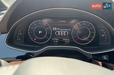 Внедорожник / Кроссовер Audi Q7 2017 в 