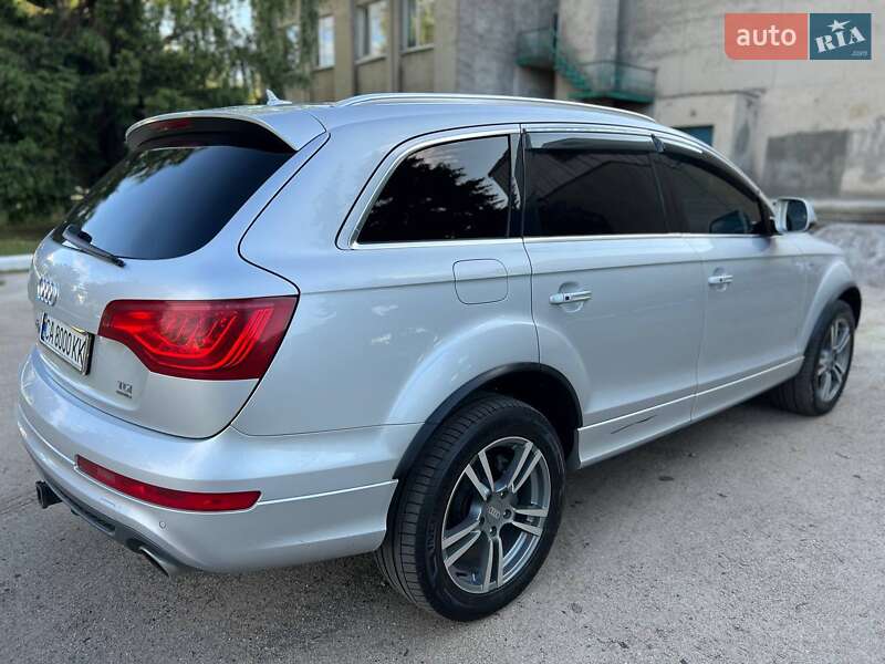 Позашляховик / Кросовер Audi Q7 2010 в Лисянці