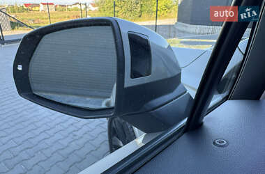 Внедорожник / Кроссовер Audi Q7 2021 в 