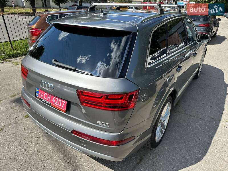 Позашляховик / Кросовер Audi Q7 2016 в Полтаві