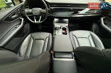 Внедорожник / Кроссовер Audi Q7 2022 в 