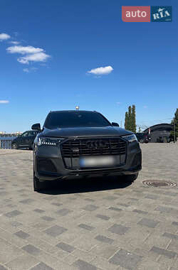 Внедорожник / Кроссовер Audi Q7 2020 в Днепре