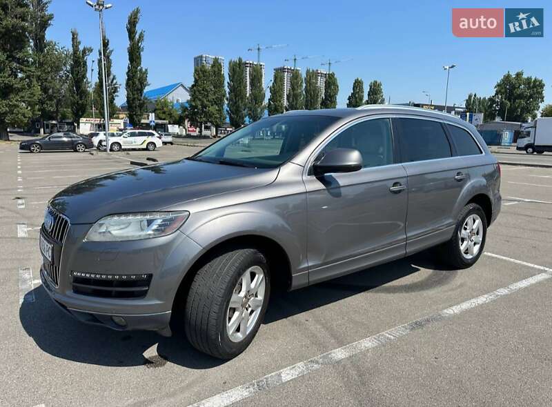 Внедорожник / Кроссовер Audi Q7 2012 в Киеве