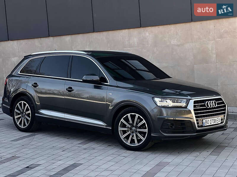 Позашляховик / Кросовер Audi Q7 2016 в Тернополі