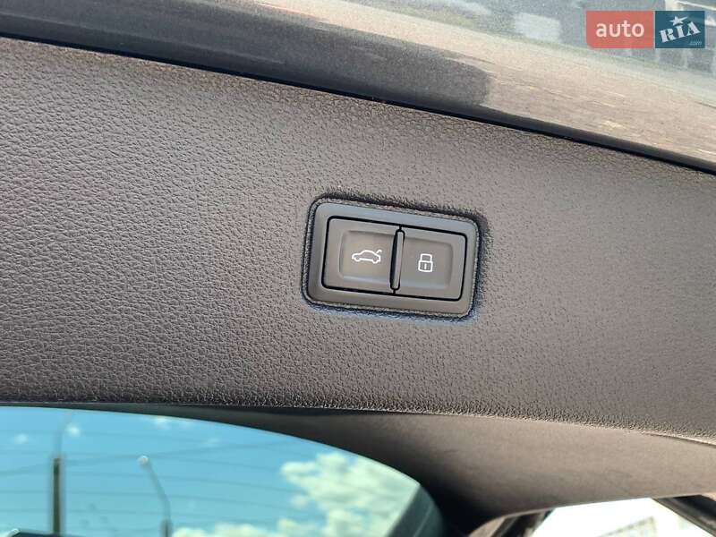 Внедорожник / Кроссовер Audi Q7 2017 в Львове