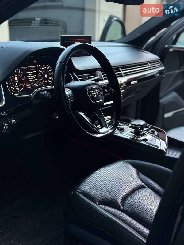 Внедорожник / Кроссовер Audi Q7 2016 в Львове